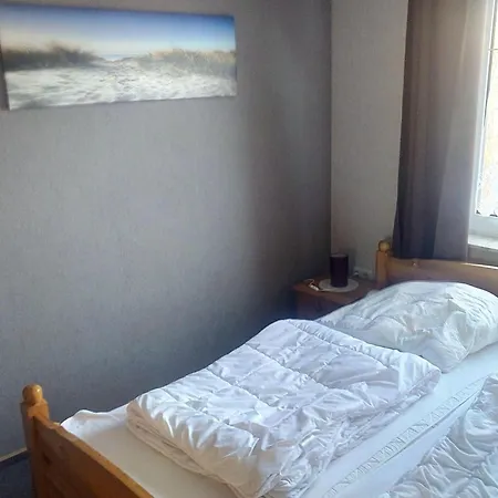 Strandnah-gelegen-nordsee-ferienanlage-wohnung-spiekeroog * Dornumersiel